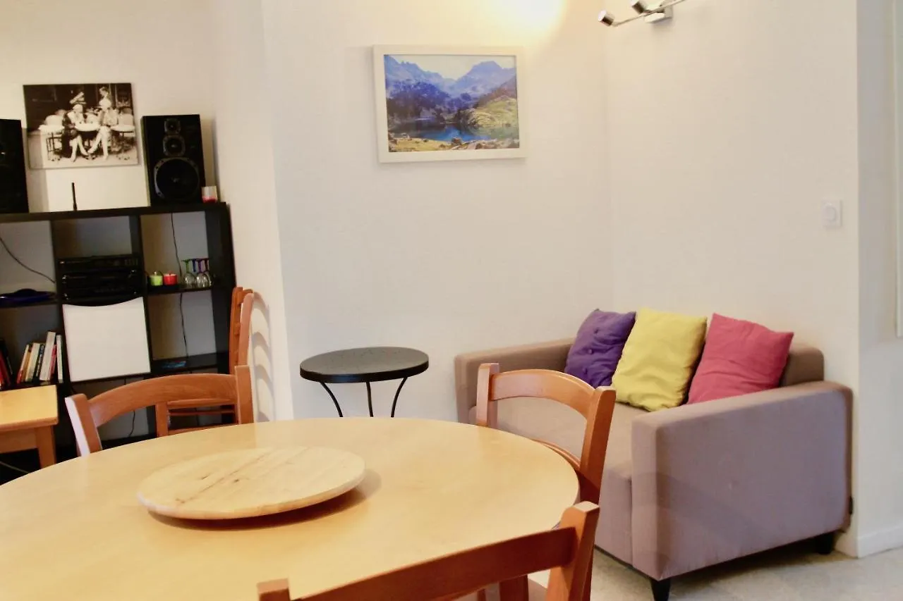 Apartment Cg Appart**4 Pers Vue Gave Balcon 5 Mn Luz Luz-Saint-Sauveur France